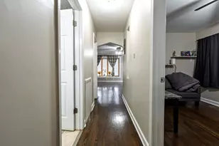 6825 S Rockwell St, Chicago, IL 60629 - Photo 13