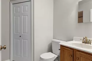 1095 Devonshire Ave, Naperville, IL 60540 - Photo 31