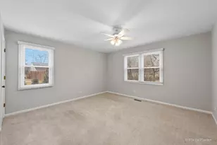 1095 Devonshire Ave, Naperville, IL 60540 - Photo 29