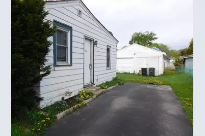 1069 Douglas Avenue, Aurora, IL 60505 - Photo 11