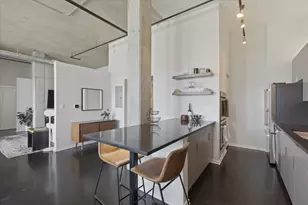 900 N Kingsbury St, Chicago, IL 60610 - Photo 11