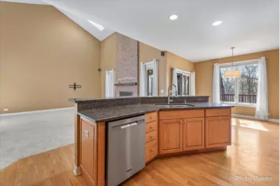 [Address not provided], Cary, IL 60013 - Photo 9