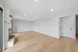 6S656 Avon Ct, Naperville, IL 60540 - Photo 9