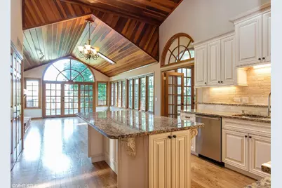 1551 Edgewood Road, Lake Forest, IL 60045 - Photo 7