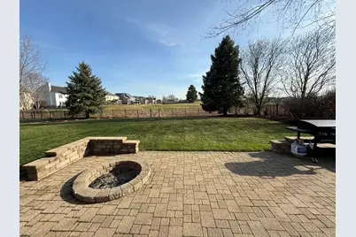 39W771 Benton Lane, Geneva, IL 60134 - Photo 3