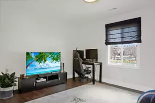 8137 Chestnut Dr, Palos Hills, IL 60465 - Photo 25