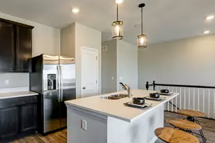 402 Comstock Rd, South Elgin, IL 60177 - Photo 21