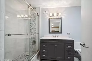 545 N Dearborn St, Chicago, IL 60654 - Photo 9