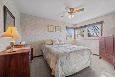 27W285 Bauer Road, Naperville, IL 60563 - Photo 15