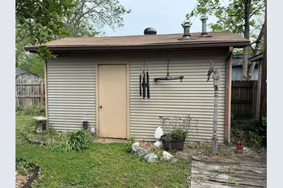 24 W Sloan Street, Harrisburg, IL 62946 - Photo 17