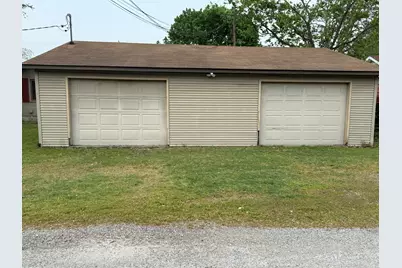 24 W Sloan Street, Harrisburg, IL 62946 - Photo 13