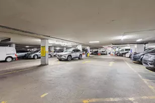 655 W Irving Park Rd, Chicago, IL 60613 - Photo 29