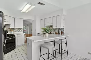 99 Ione Dr, South Elgin, IL 60177 - Photo 23