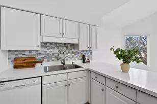 99 Ione Dr, South Elgin, IL 60177 - Photo 21