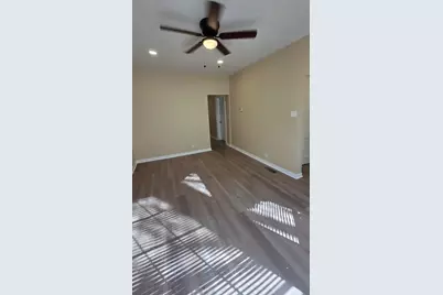 3111 N Central Park Avenue #1, Chicago, IL 60618 - Photo 9