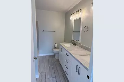 1260 Briarwood Lane #58, Libertyville, IL 60048 - Photo 15