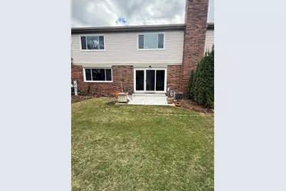 1260 Briarwood Lane #58, Libertyville, IL 60048 - Photo 19