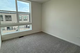 347 Summit Cir, Lombard, IL 60148 - Photo 9