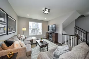 3S602 Everton Dr, Warrenville, IL 60555 - Photo 3