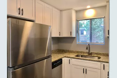 624 W 65th Street #6, Westmont, IL 60559 - Photo 7