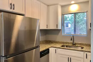 624 W 65th St, Westmont, IL 60559 - Photo 7