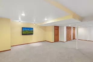 1000 Sheringham Dr, Naperville, IL 60565 - Photo 35