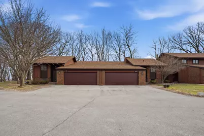 4828 6th Avenue Drive, Moline, IL 61265 - Photo 1