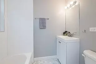 2343 W Foster Ave, Chicago, IL 60625 - Photo 5