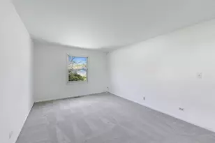 927 Kilkenny Dr, Wheaton, IL 60189 - Photo 13