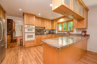 1196 Nottingham Lane, Elgin, IL 60120 - Photo 15