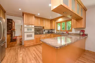 1196 Nottingham Ln, Elgin, IL 60120 - Photo 15