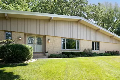 1196 Nottingham Lane, Elgin, IL 60120 - Photo 5