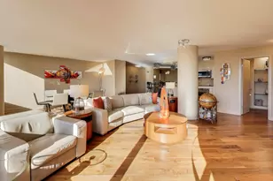 155 N Harbor Dr, Chicago, IL 60601 - Photo 11