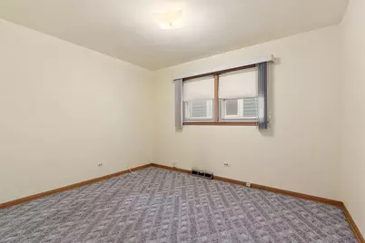 6421 S Knox Avenue, Chicago, IL 60629 - Photo 11