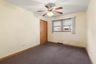 6421 S Knox Ave, Chicago, IL 60629 - Photo 13