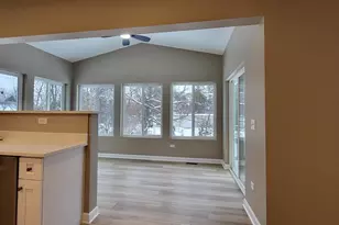 2412 Fleetwood Dr, Joliet, IL 60432 - Photo 7