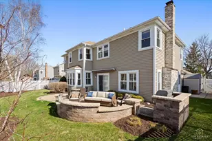 1894 Maine Dr, Elk Grove Village, IL 60007 - Photo 29