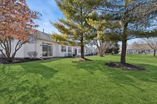 2334 Meadowcroft Ln, Grayslake, IL 60030 - Photo 21