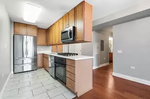 [Address not provided], Skokie, IL 60077 - Photo 5