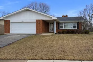 2204 Edgewood Rd, Waukegan, IL 60087 - Photo 1