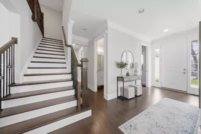 7814 Brookbank Road, Willowbrook, IL 60527 - Photo 25