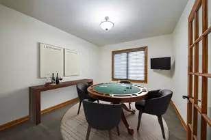 2009 Mackenzie Pl, Wheaton, IL 60187 - Photo 23