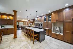 2009 Mackenzie Pl, Wheaton, IL 60187 - Photo 9