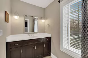 1428 Calcutta Ln, Naperville, IL 60563 - Photo 57