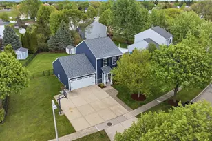 625 Fairview Ln, South Elgin, IL 60177 - Photo 25