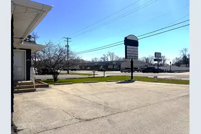 2212 Plainfield Road, Crest Hill, IL 60403 - Photo 3