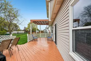4425 Castlebar Ln, Hanover Park, IL 60133 - Photo 33