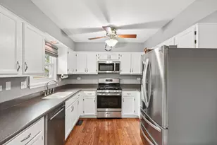 4425 Castlebar Ln, Hanover Park, IL 60133 - Photo 13