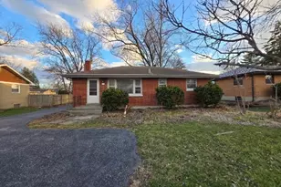 33 W 55th St, Westmont, IL 60559 - Photo 1