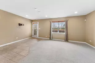 2411 N 75th Ave, Elmwood Park, IL 60707 - Photo 17